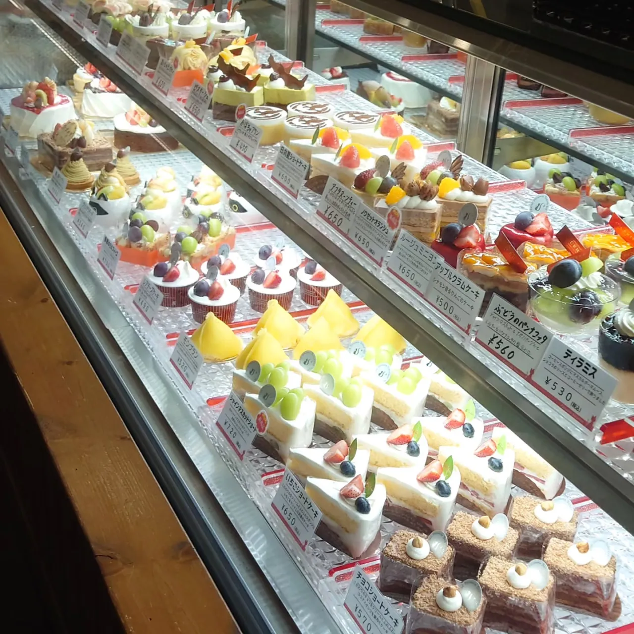 🎂✨ シルバーウィークも営業しております ✨🎂
